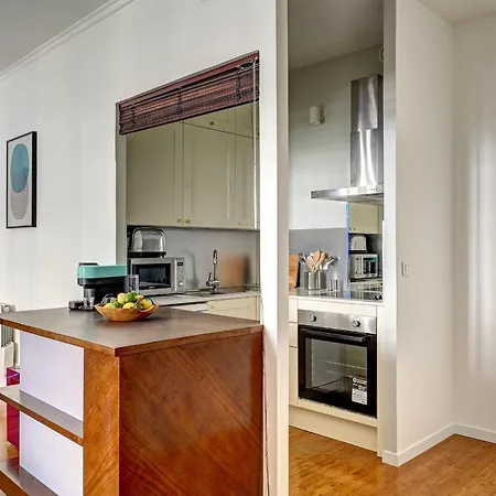 Champs-elysees - 2br With Balcony - Cityapartmentstay *