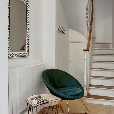 Champs-elysees - 2br With Balcony - Cityapartmentstay * Paris